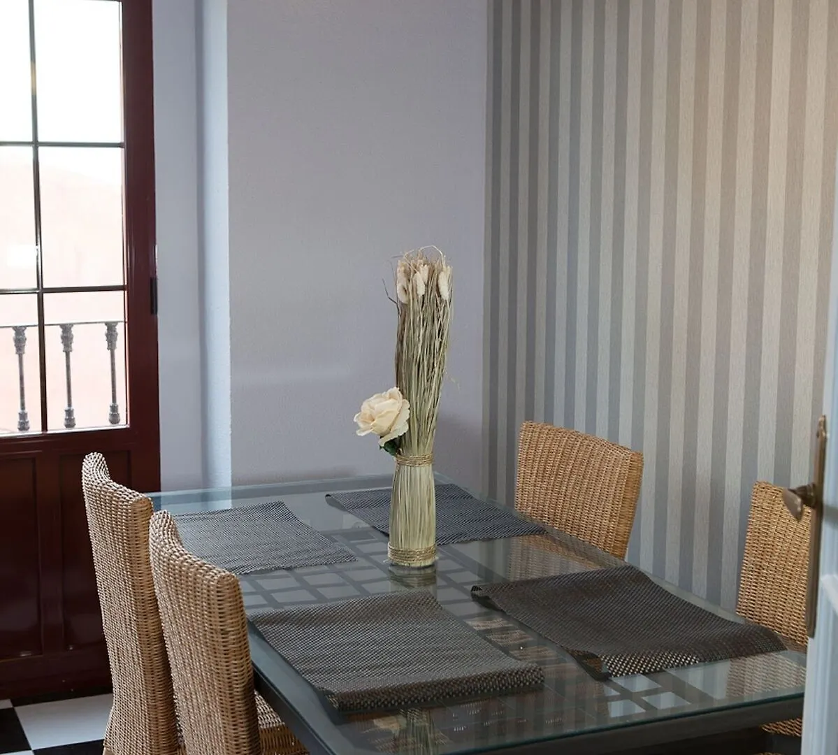 Puerta Maestranza Apartaments Seville Apartment