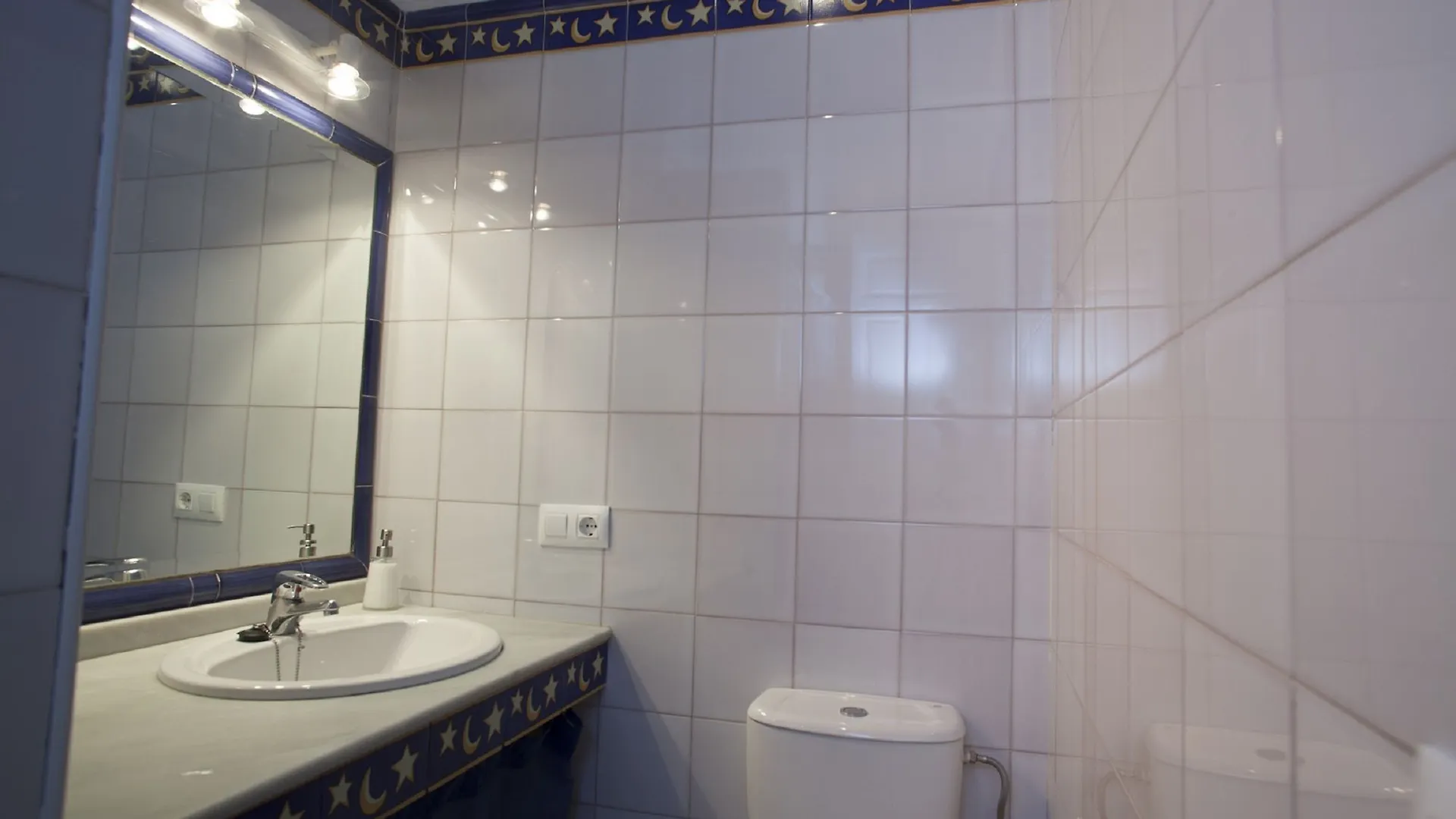 Puerta Maestranza Apartaments Seville Spain