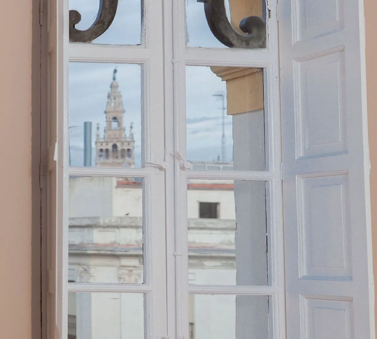 Puerta Maestranza Apartaments Sevilla