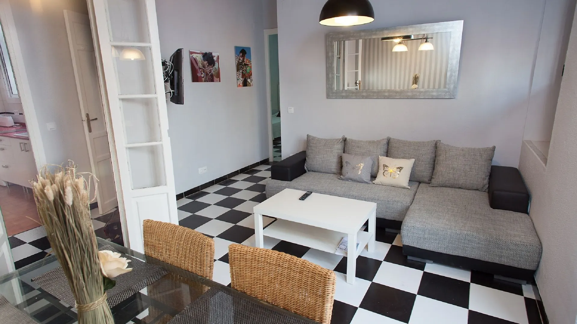 Puerta Maestranza Apartaments Sewilla